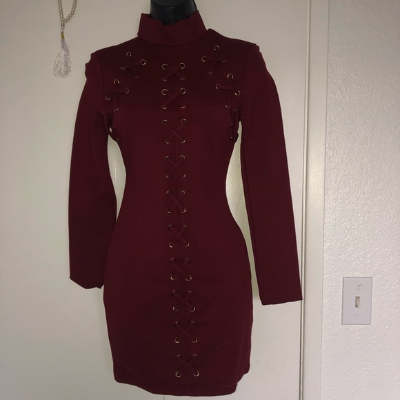 RED DRESS NEW - Picture 2 of 2